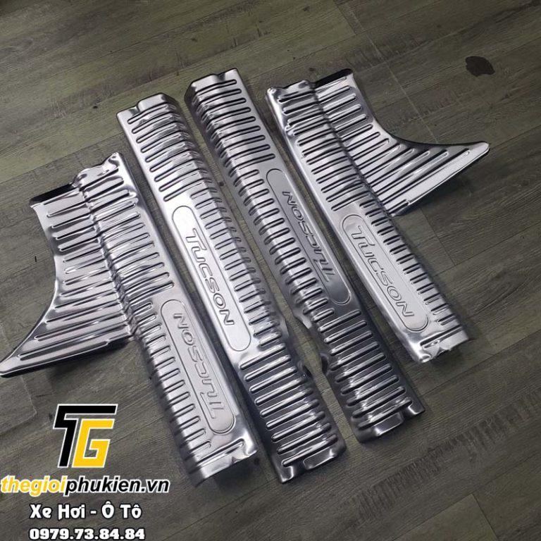 Bộ Ốp bậc, Nẹp bước chân INOX Hyundai Tucson 2022