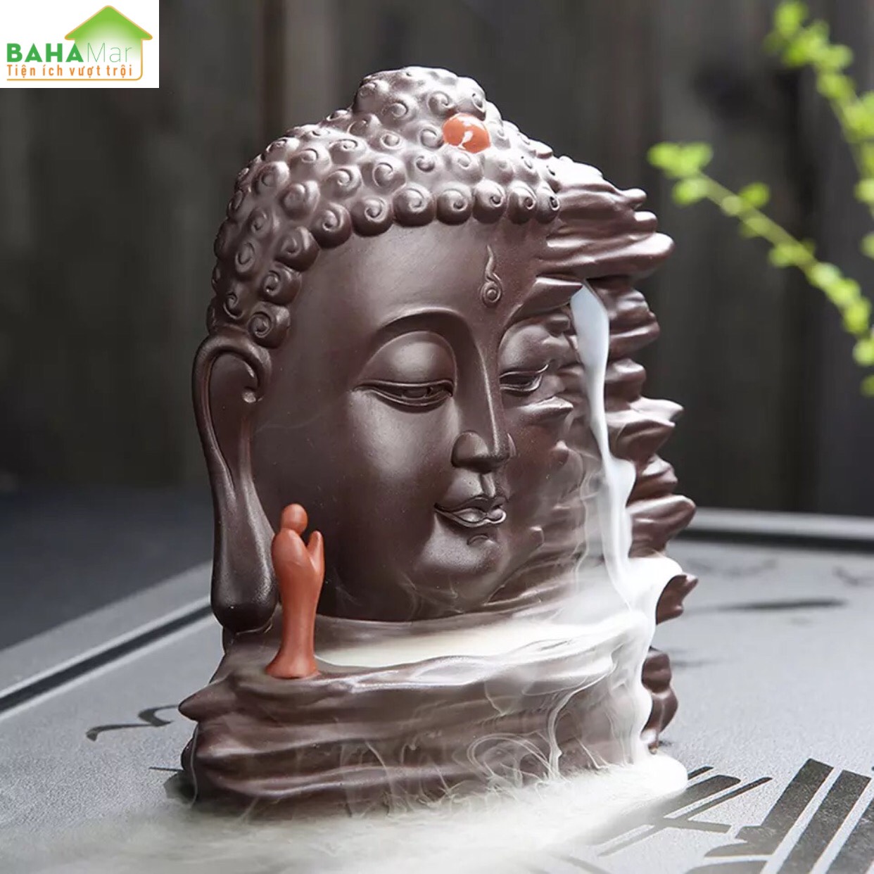 LƯ HƯƠNG THÁC KHÓI TRẦM HƯƠNG CHẢY NGƯỢC PHẬT TỔ NÓI "BAHAMAR" với thiết kế chảy dài đổ khói hơi nước tạo nên sự bí ẩn khí quyển.