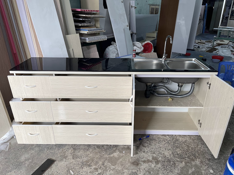 Tủ Bếp Nhựa Đài Loan Cao 81cm Ngang 2m05 Bồn Đôi Màu Gỗ Sồi TB043