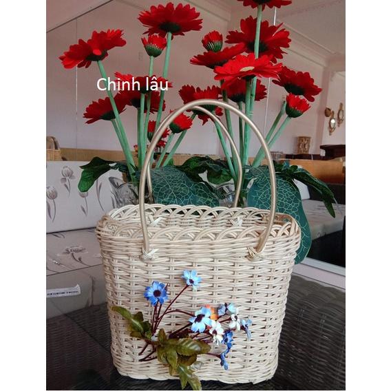 Giỏ mây hoa- Giỏ hoa trang trí, decor bằng mây cho homestay, quán cà phê