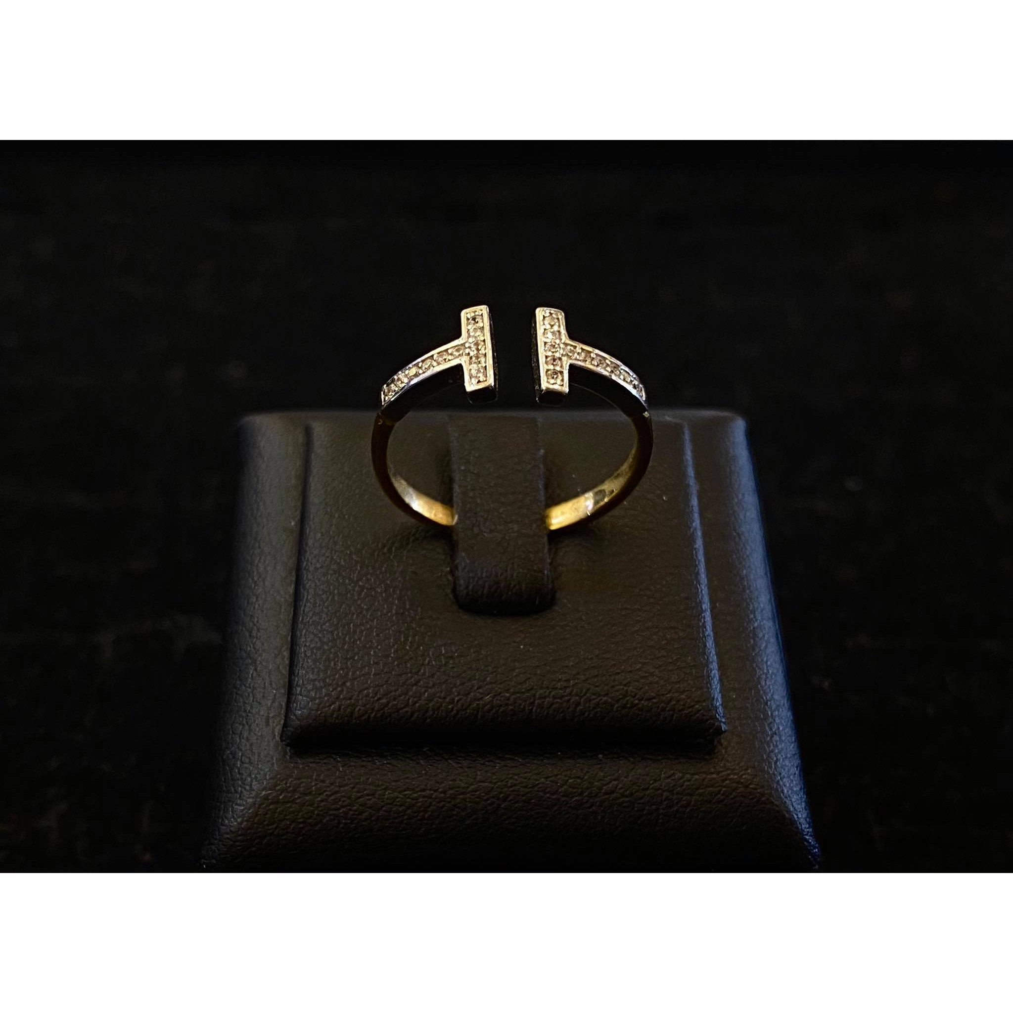 Nhẫn vàng 18k hình hermes đính đá