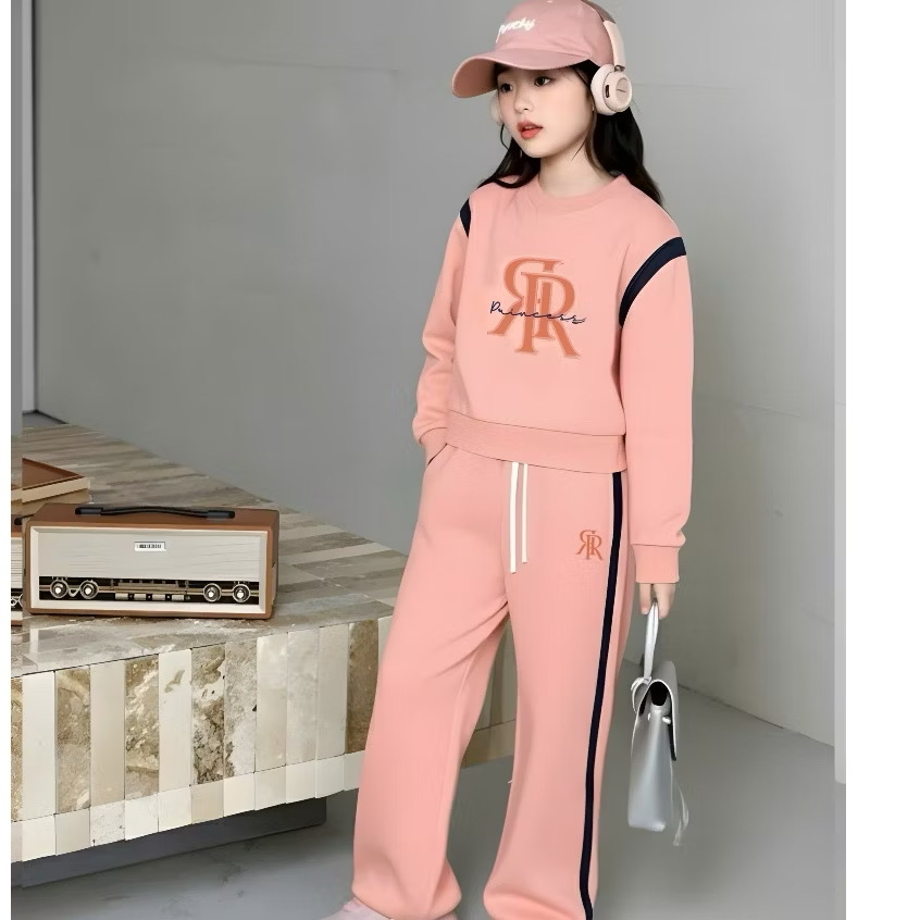 Set Bộ Dài Tay Chất Da Cá – Set Thể Thao Form Rộng Cá Tính Từ 24-45 kg Dành Cho Bé Gái