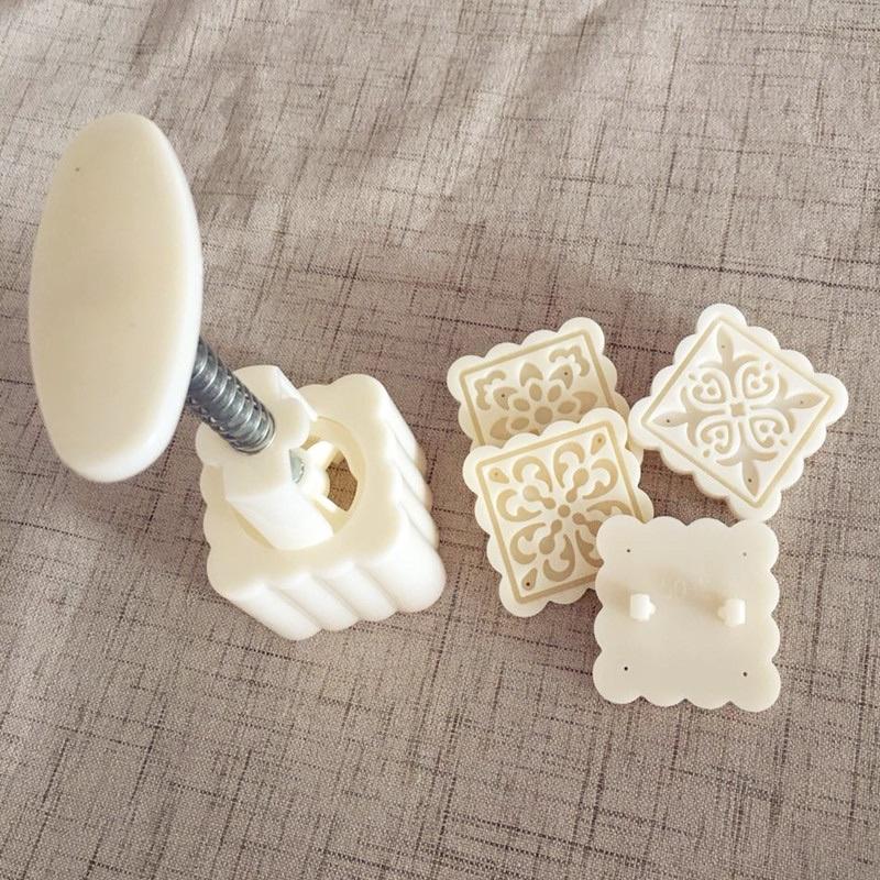 Khuôn nhựa làm bánh trung thu mẫu vuông 50g tặng kèm 4 mặt - Khuôn in làm bánh trung thu ép lò kèm 4 mặt ép