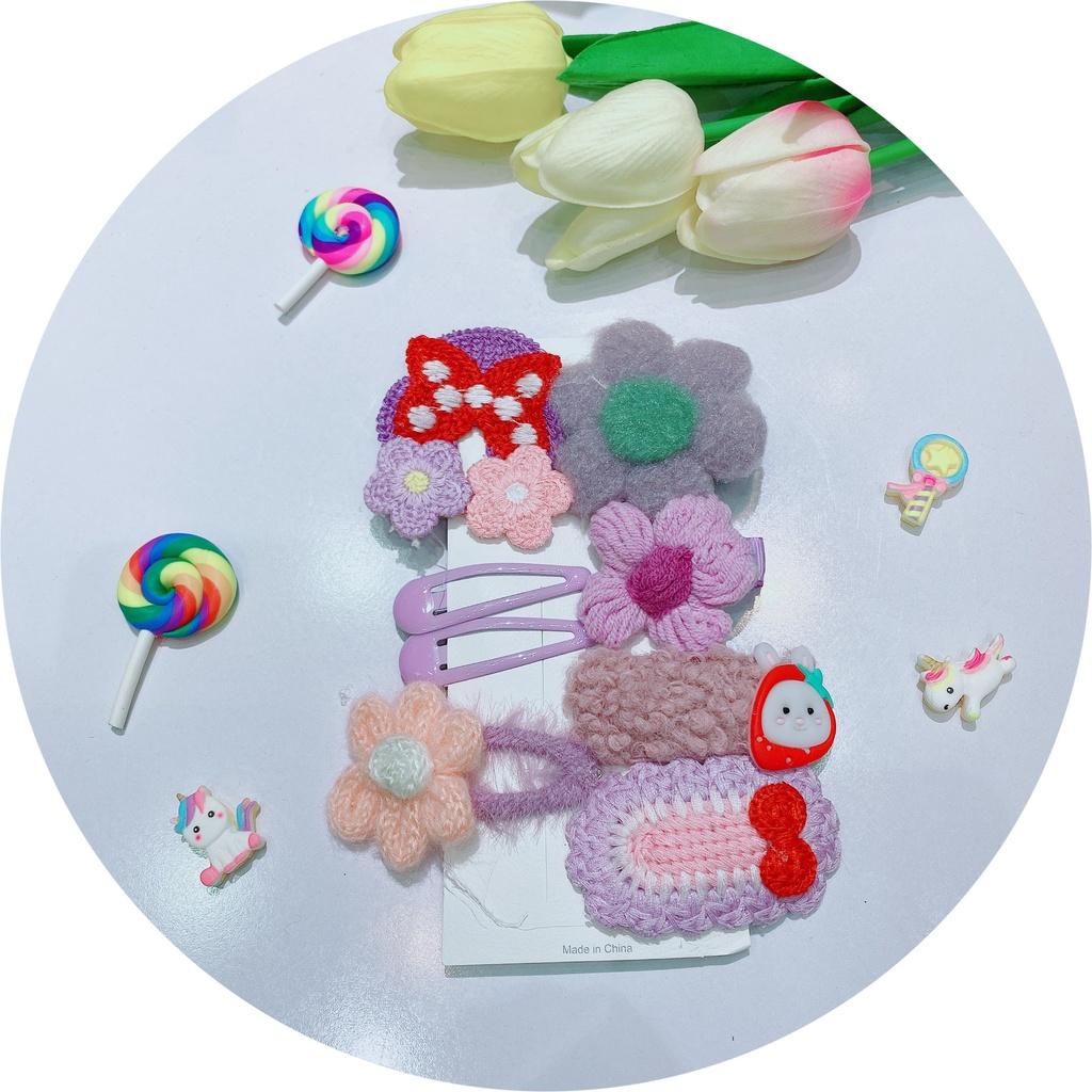 Bảng kẹp bé gái dễ thương