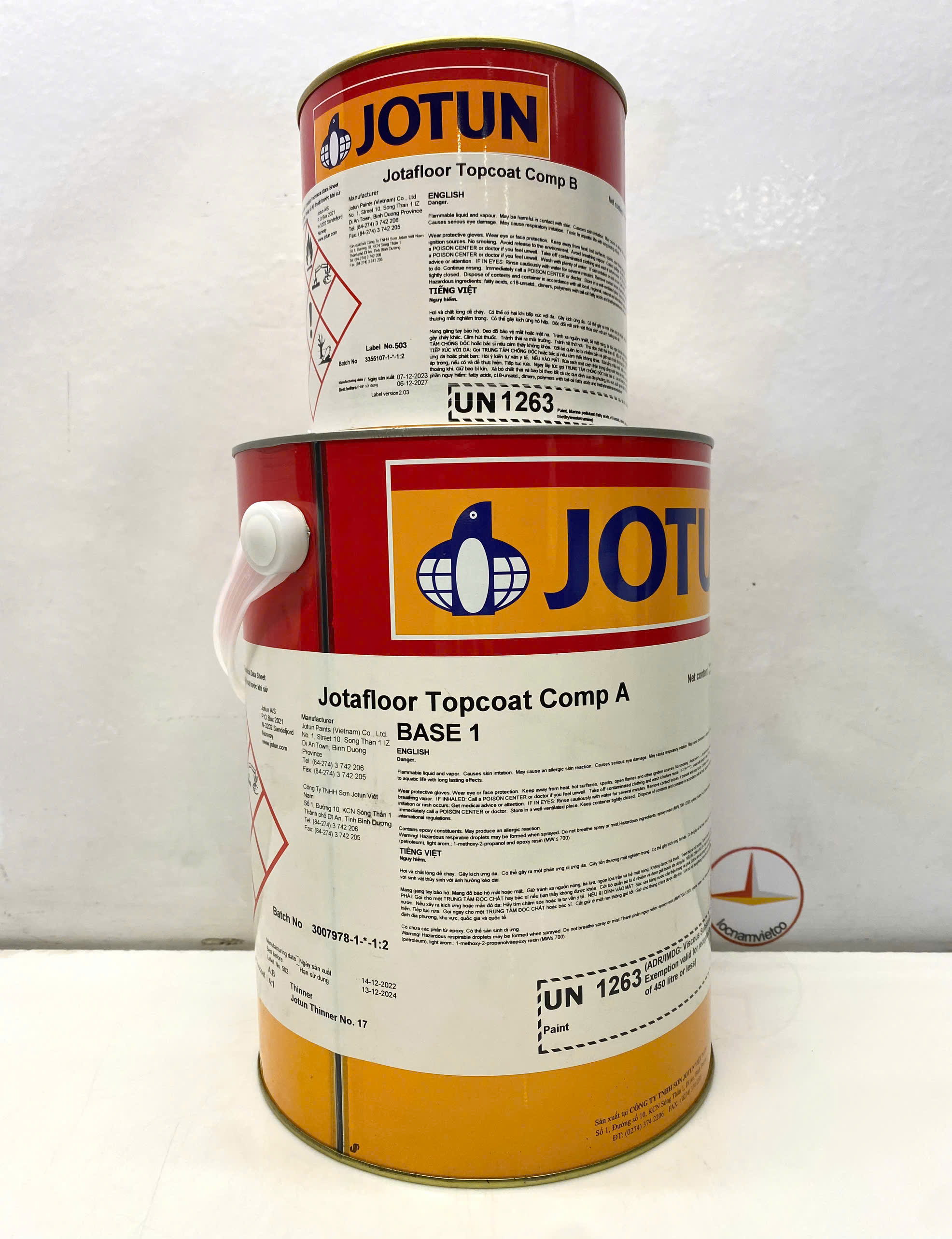 Sơn sàn bê tông epoxy Jotun Jotafloor Topcoat Base 1 màu White 001 (Trắng) _ 5L/bộ