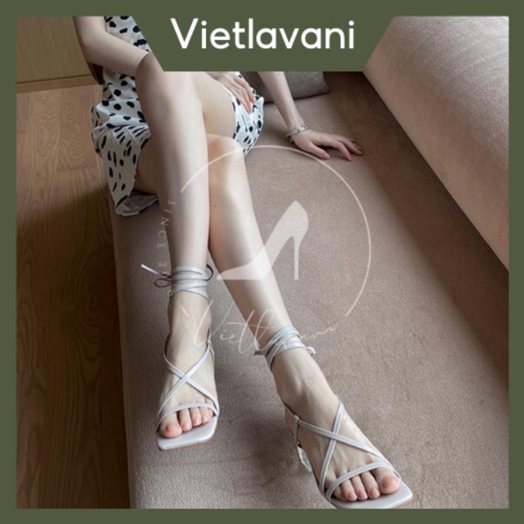 Giày sandal nữ mã S51 gót trong cao 7cm quai đan mũi hở có 2 màu trắng đen trend 2022