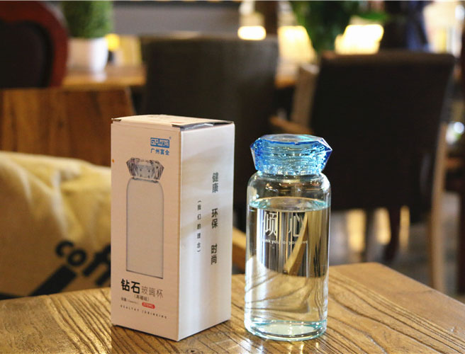 Bình Đựng Nước Bằng Thủy Tinh Nắp Kim Cương 350ml Phong Cách Hàn Quốc