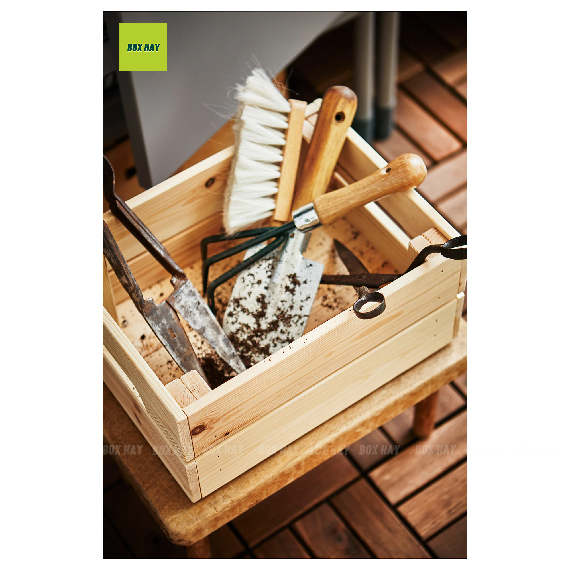 Chậu trồng cây gỗ, chậu gỗ trồng sen đá, cây cảnh nhỏ, đôn gỗ kê cây trong vườn và ban công size 26x18x16 cm