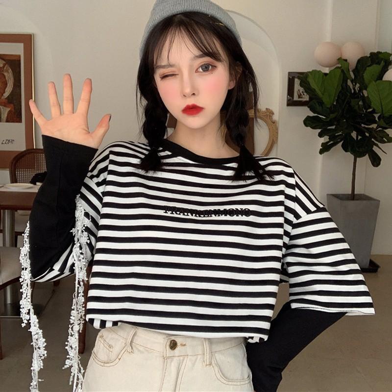 Áo thun tay dài cổ tròn hoạ tiết kẻ sọc thiết kế dáng rộng thoải mái