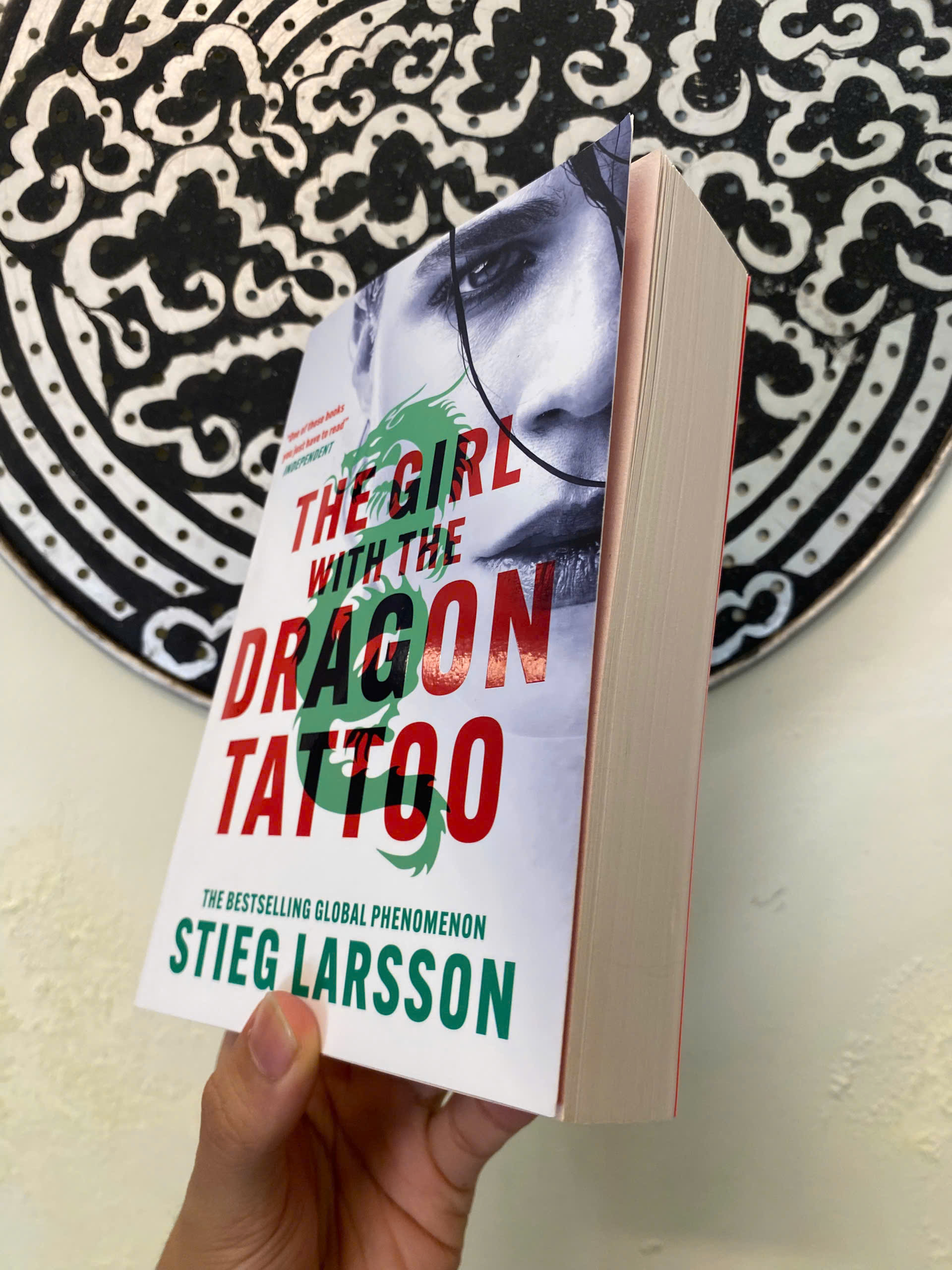 Sách - The Girl With the Dragon Tattoo by Stieg Larsson | Classic International Bestseller Thriller