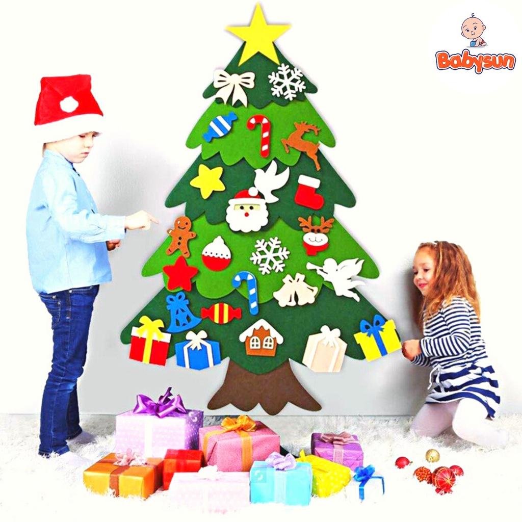 Cây thông noel vải nỉ có đèn led, đồ chơi cho bé trang trí giáng sinh kích thước 95x70cm