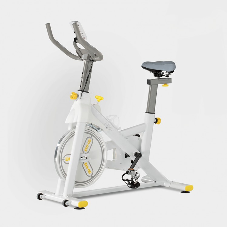 Xe đạp tập thể dục ABCSport SB07 tải trọng tối đa 140kg, hệ thống lực cản bằng từ tính giúp tăng tốc mượt mà, đồng hồ hiển thị thông minh