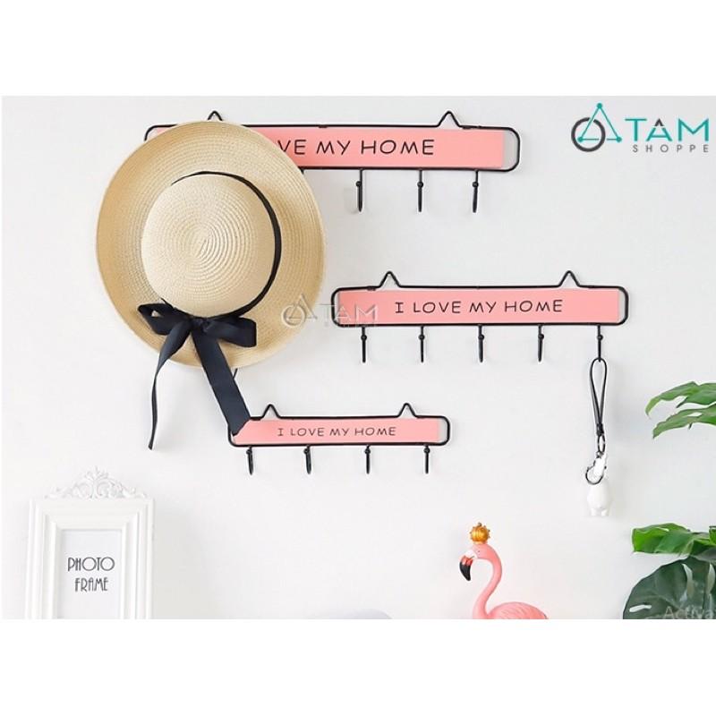 Móc treo đồ trang trí gắn tường chữ I LOVE MY HOME bằng gỗ -Móc treo decor dán tường loại 4 móc.