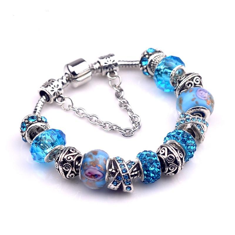 Vòng tay charm hoa mẫu mới