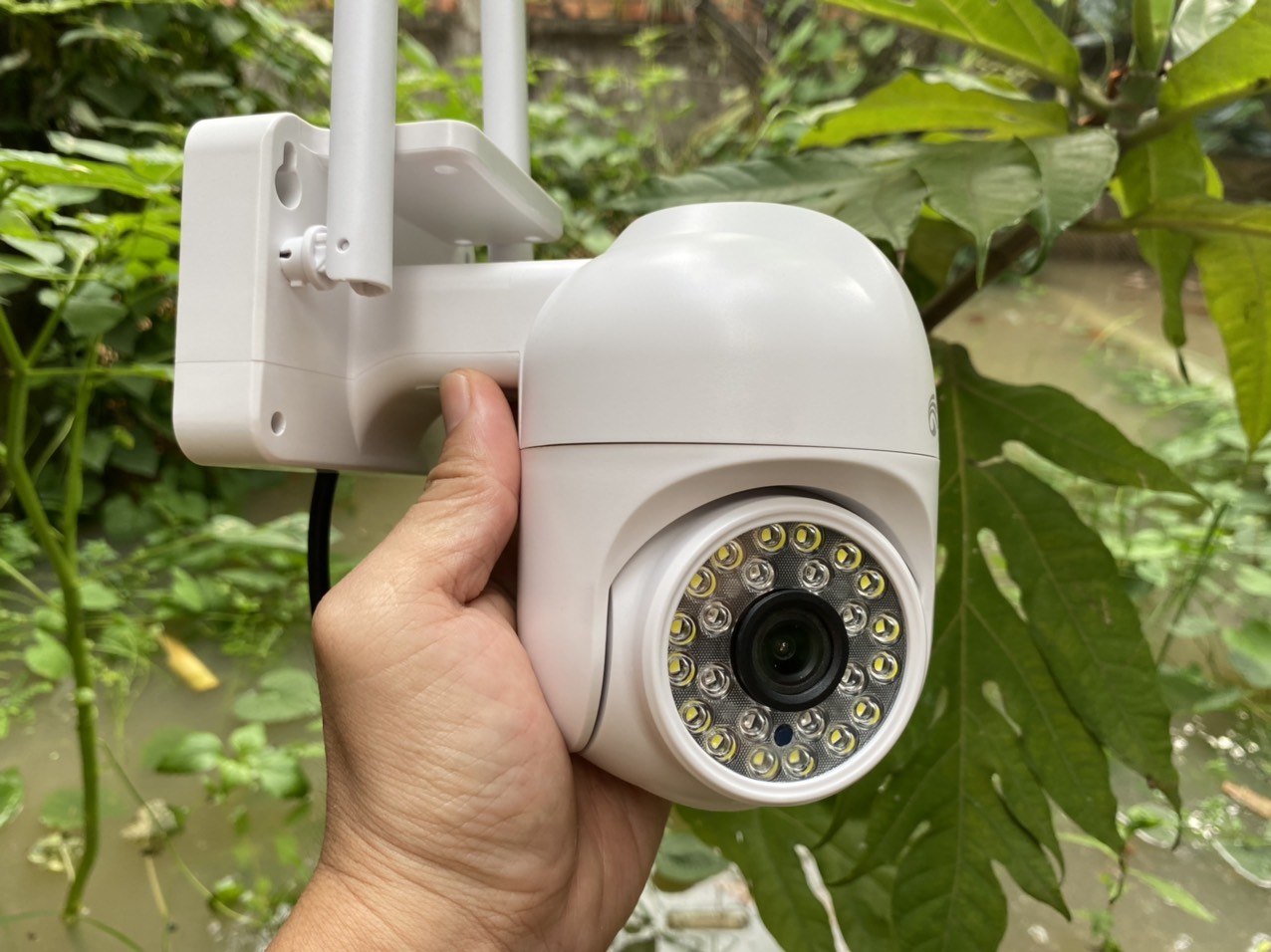 Camera Yoosee Ngoài Trời  + thẻ nhớ 32G chính hãng