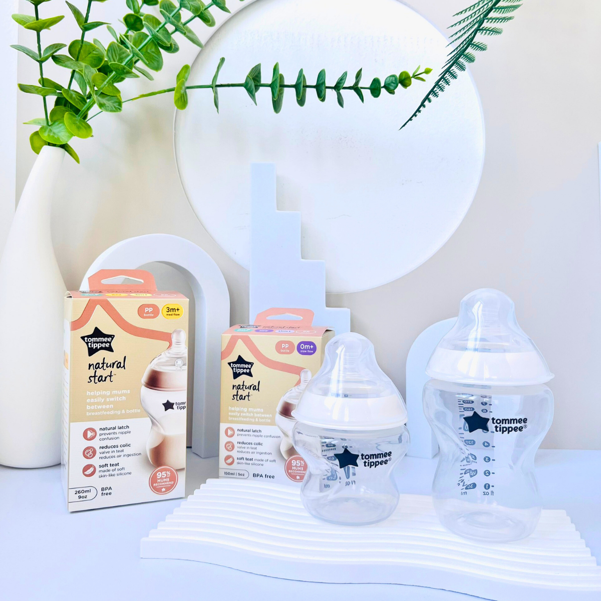 Bình Sữa Ty Siêu Mềm Tự nhiên Tommee Tippee Natural Start 260ml, Núm Ty Của Bình 3-6 Tháng