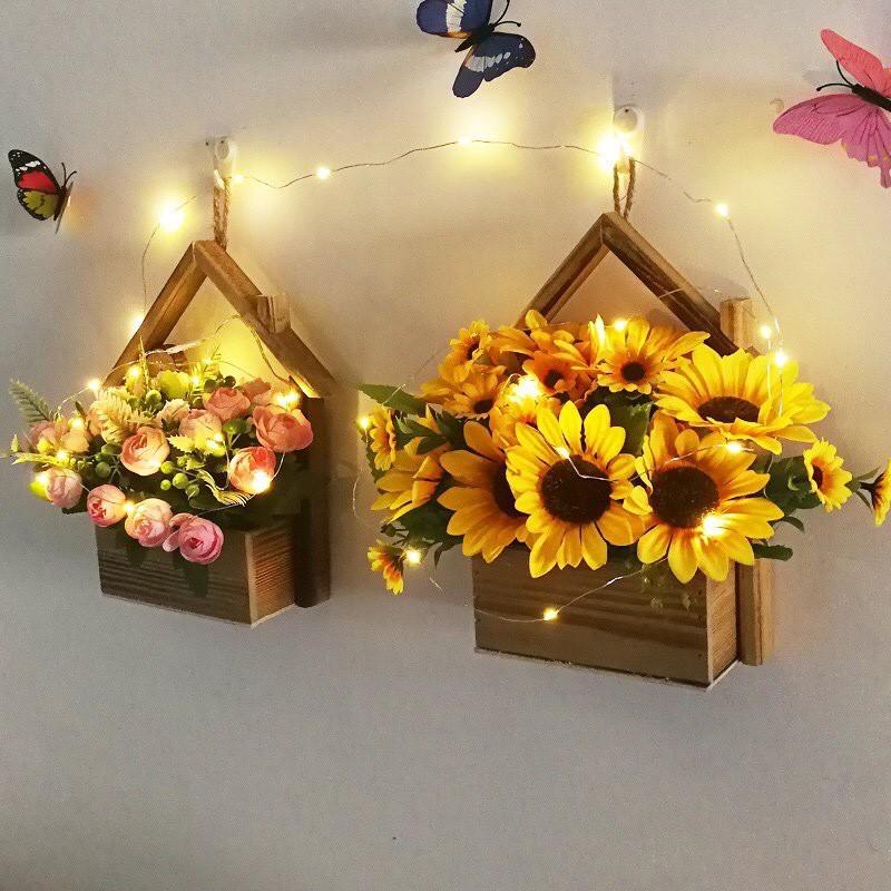 Giỏ Hoa Treo Tường Nhiều Mẫu Đẹp Cắm Sẵn Làm Từ Gỗ Thông Tự Nhiên Cao 27cm Trang Trí Nhà Cửa