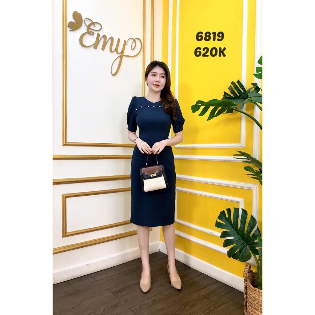 Đầm EMY EM6819 Body Cổ Tròn Phối Hạt