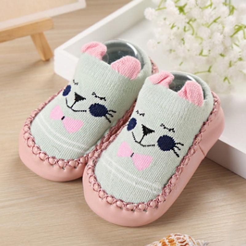 Giày tất tập đi chống trượt cho bé