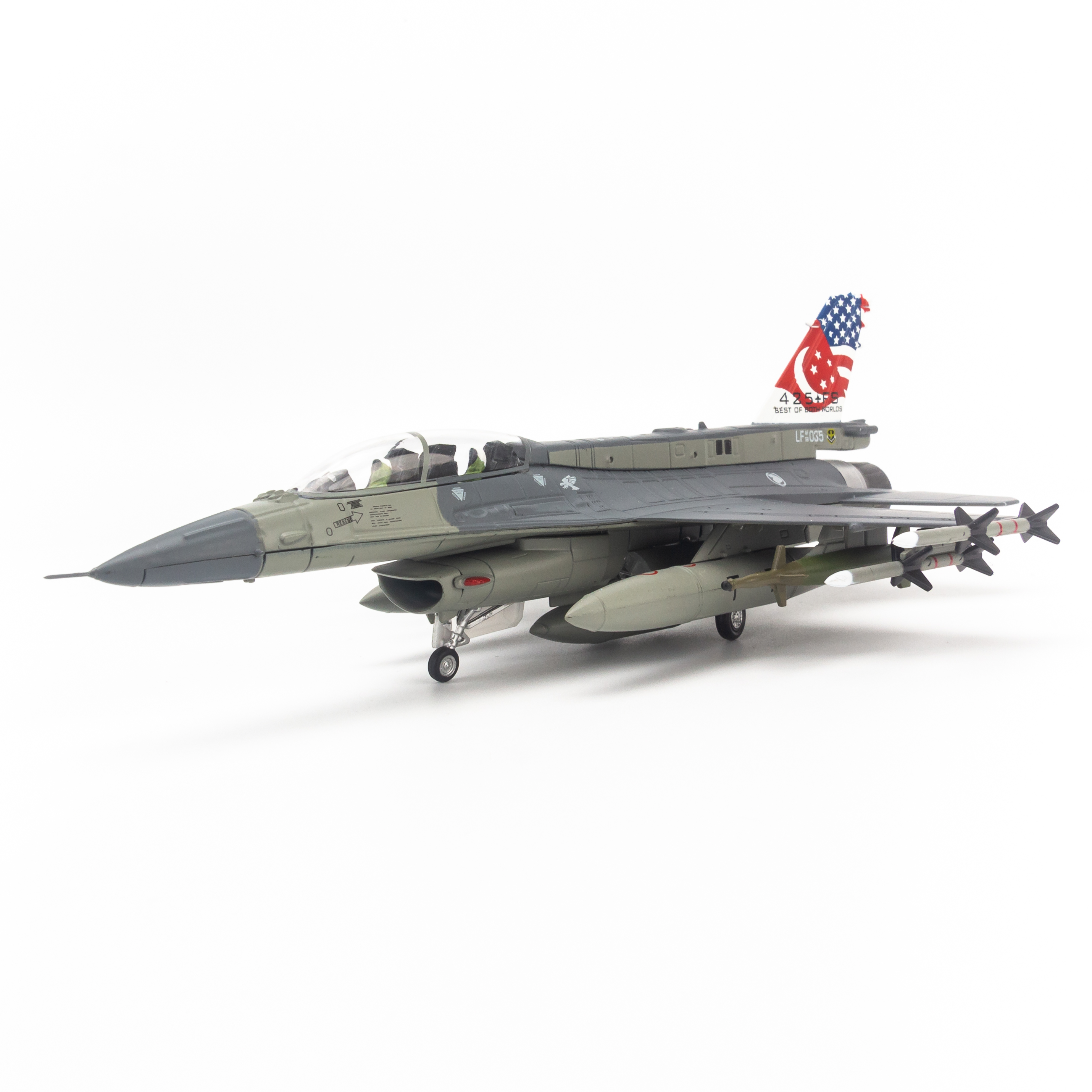 Mô hình máy bay chiến đấu F16D US Air Force 1:100