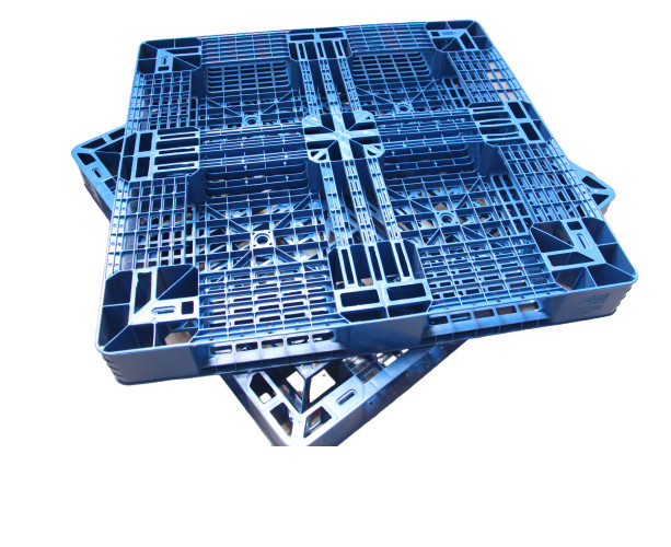 Pallet Nhựa Khôi Việt 1100x1100x125 màu xanh