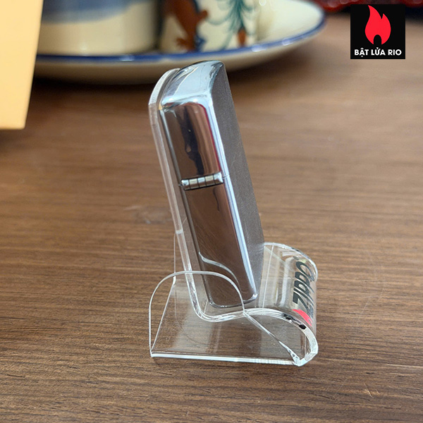 Đế Mica trưng bày Zippo