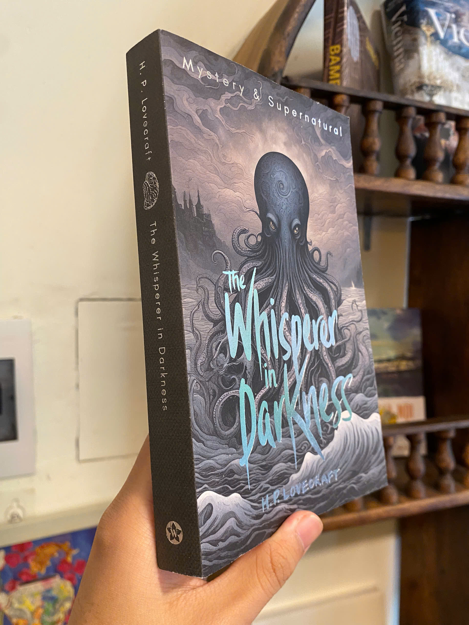 Sách - The Whisperer in Darkness: Collected Stories Vol 1 by H.P. Lovecraft | Classic Literature