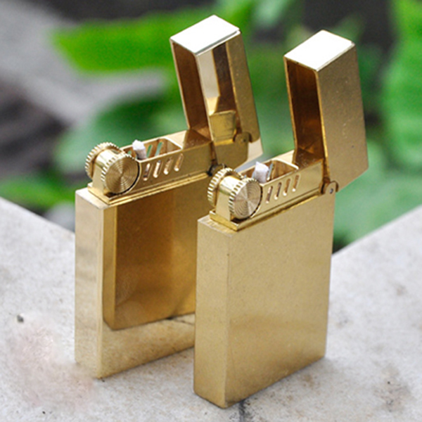 Bật lửa xăng đá K552
