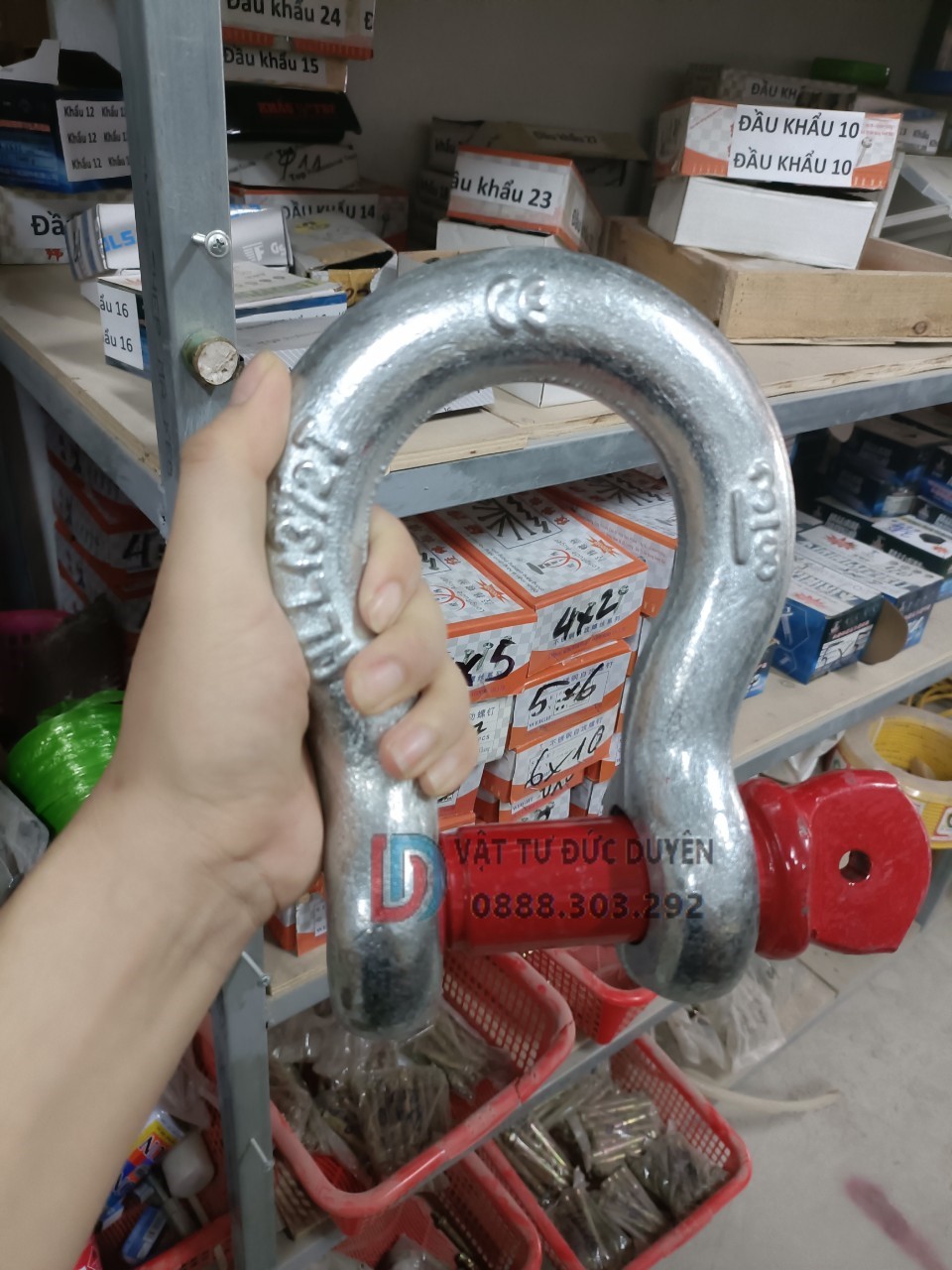 Ma ní Omega tải cao