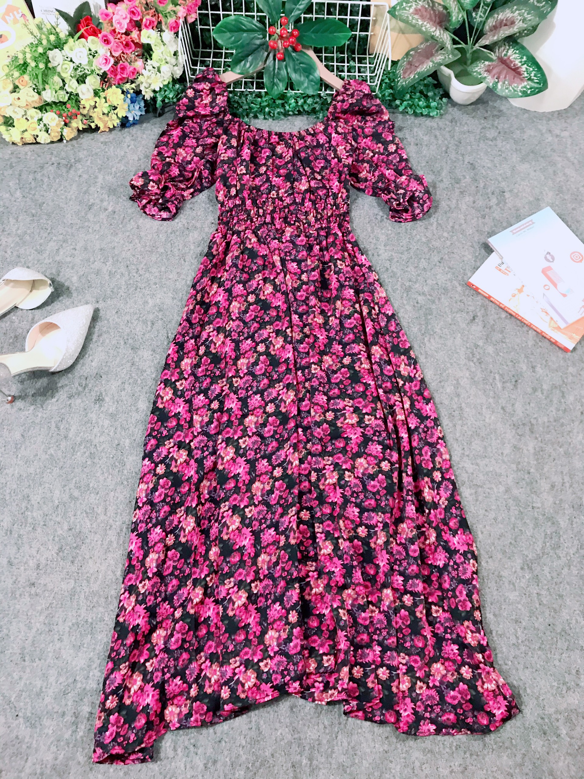 Đầm xòe maxi lụa hoa mềm mịn cổ vuông bo chun siêu co giãn vintage - VN482001