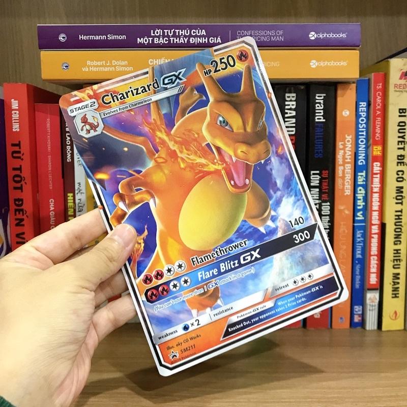 01 thẻ bài Pokemon in theo kích thước lớn 12.6x17.6cm (Oversize Card) - Duy nhất có tại shop - Charizard GX SM211