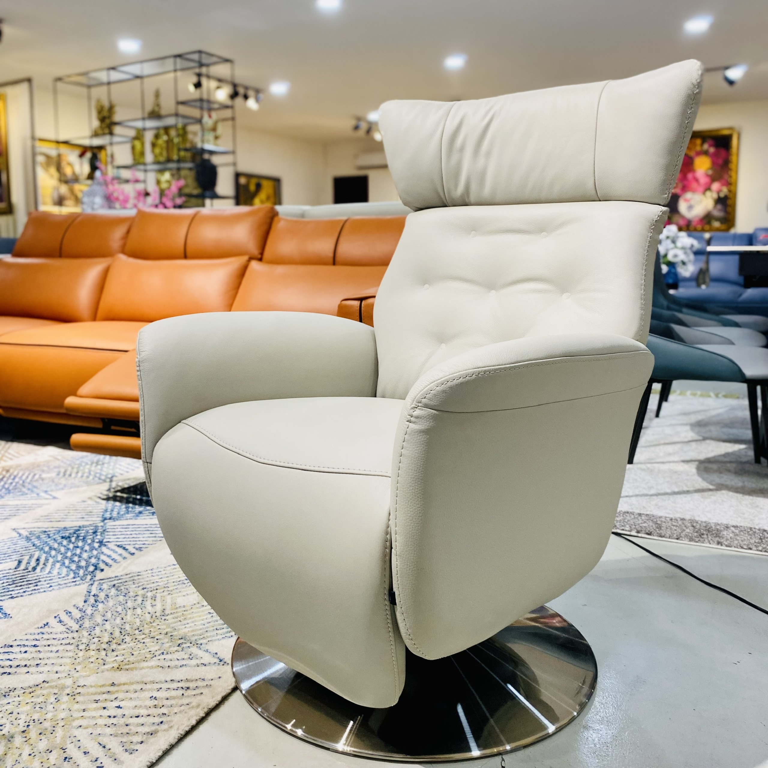 Ghế Sofa Đơn Da Bò Thư Giãn Chỉnh Điện 89 6194 -70093A Beige Alila