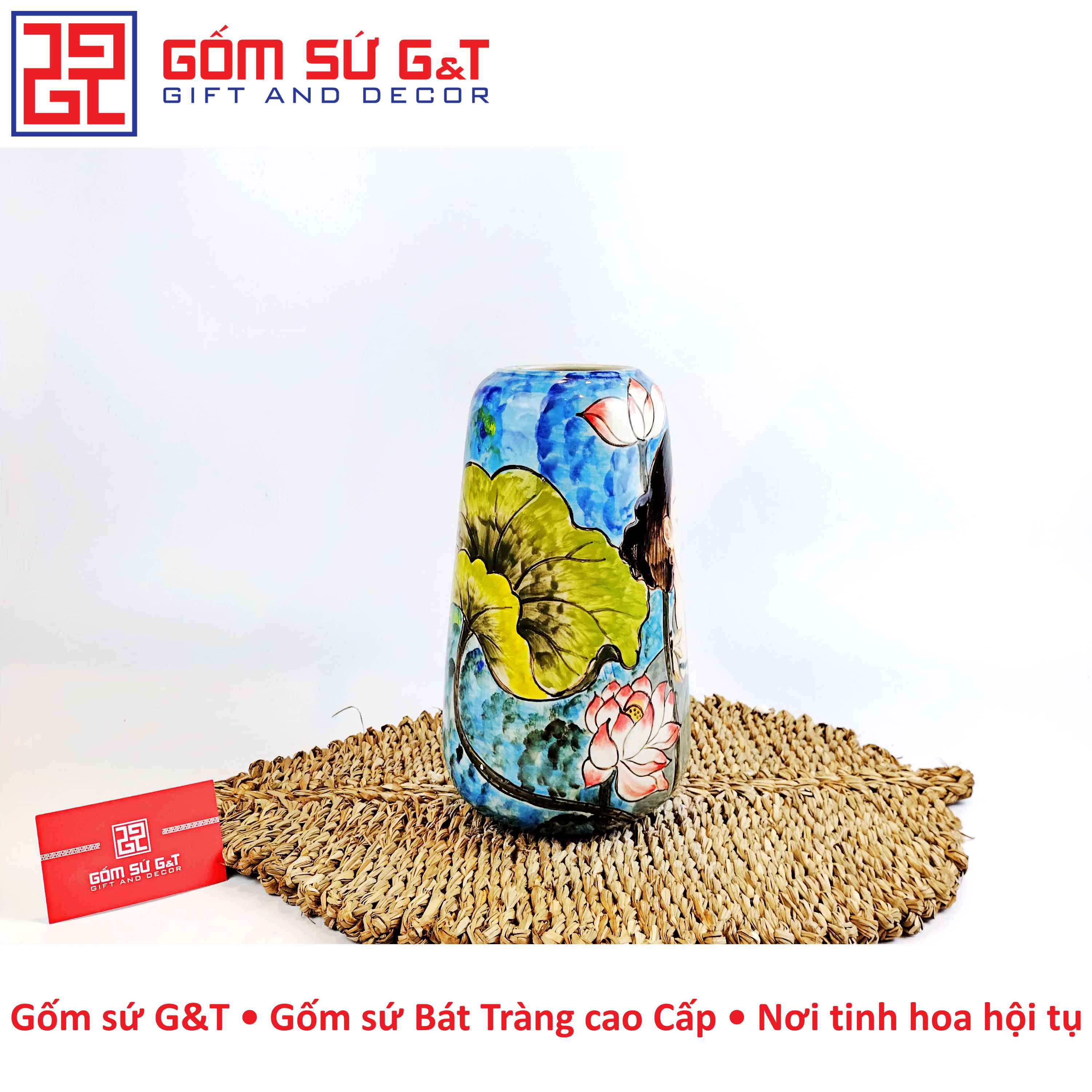 Lọ hoa dáng đu đủ cô gái bên hoa sen Gốm Sứ G&amp;T