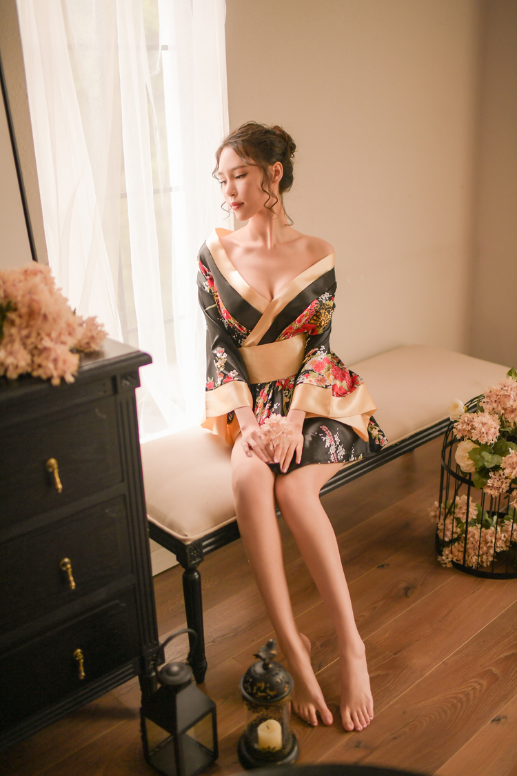 Áo ngủ kimono from ngắn cách tân sexy TK1311