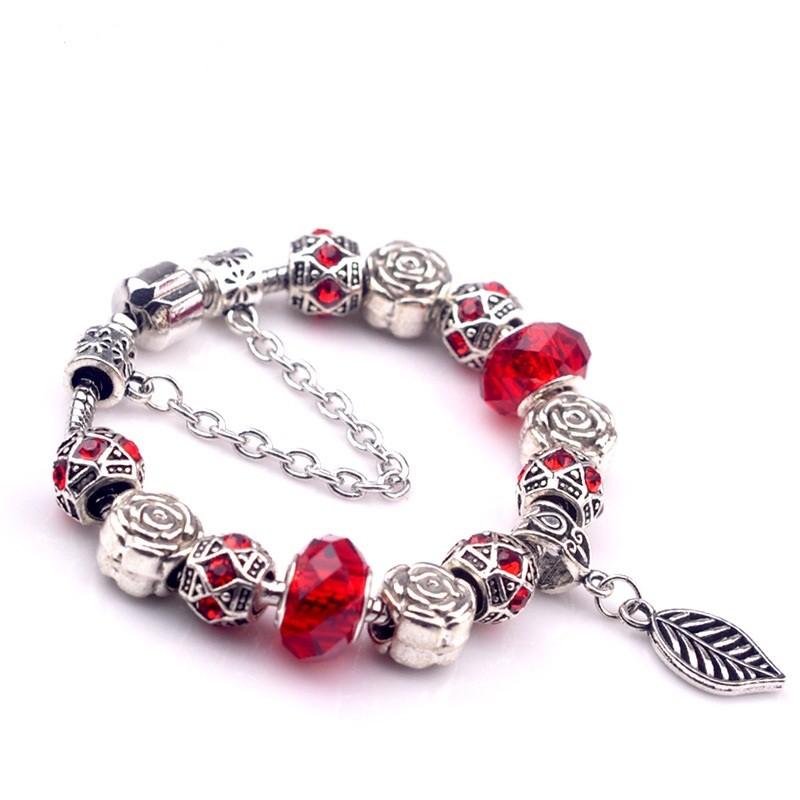 Vòng tay charm chiếc lá