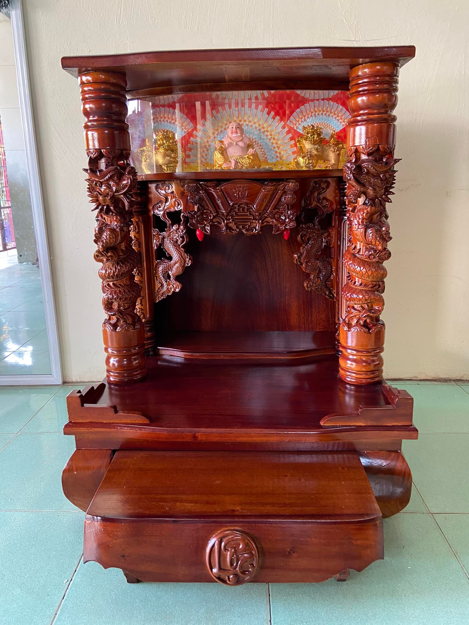 Bàn thờ thần tài ông địa mẫu  Rồng Cuộn cao cấp, có hộp đèn 80 x 68 x 108CM