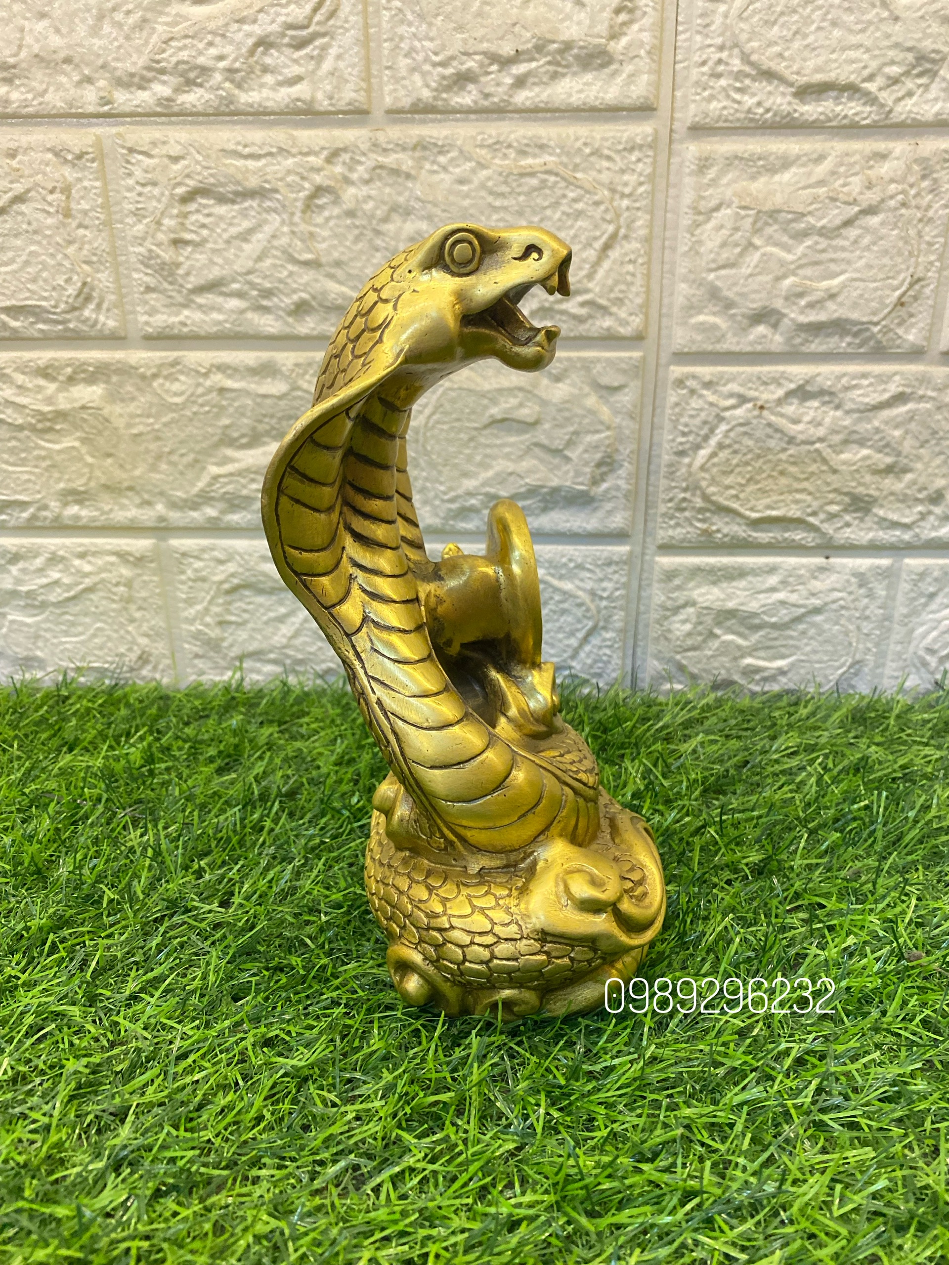 Tượng Rắn phong thủy chữ Phúc bằng đồng