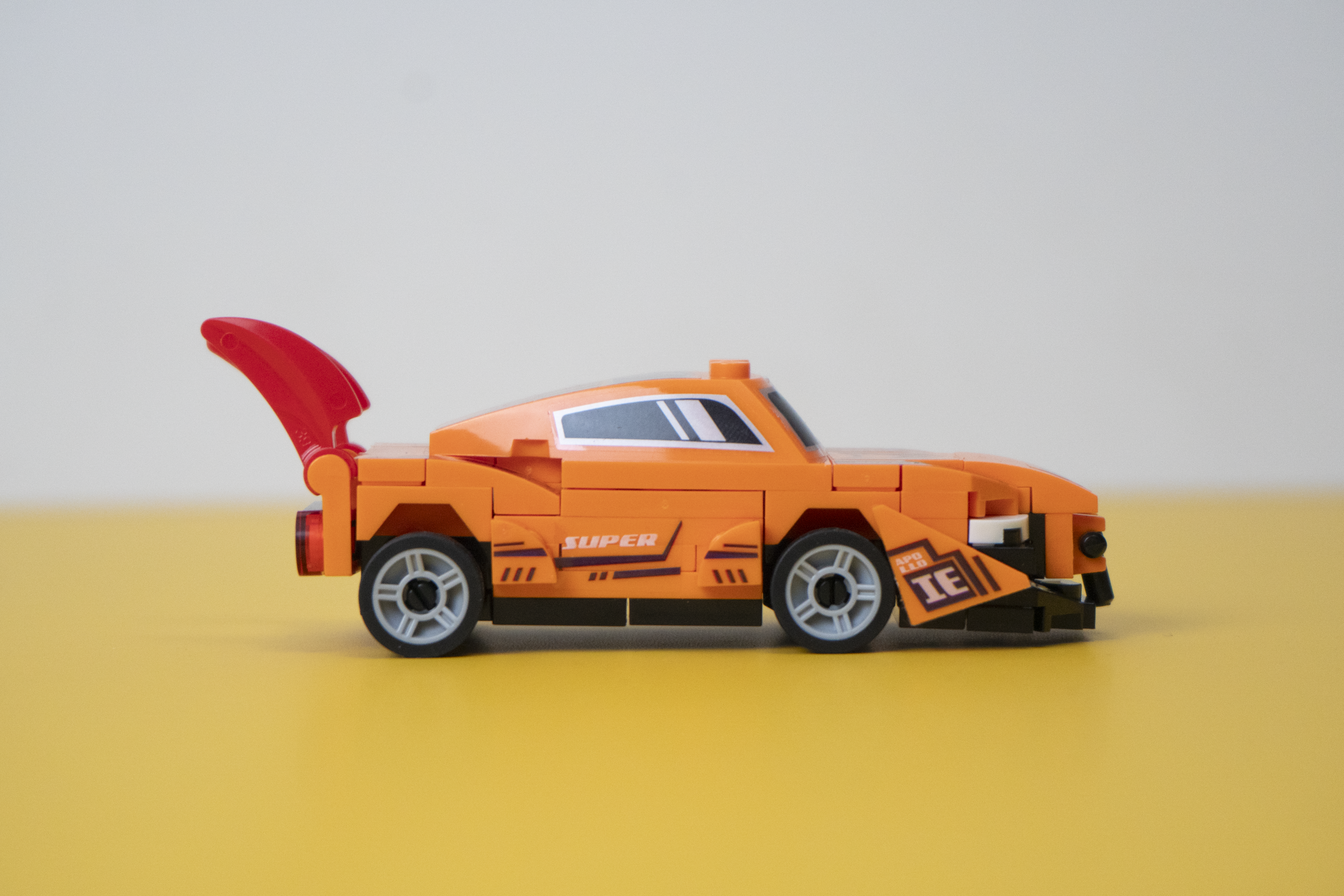 Đồ Chơi Lắp Ráp Xe Đua Chạy Đà - Da Cam - Orange Pullback Racing Car - Toys&Joys 9140-5 (76 Mảnh Ghép)