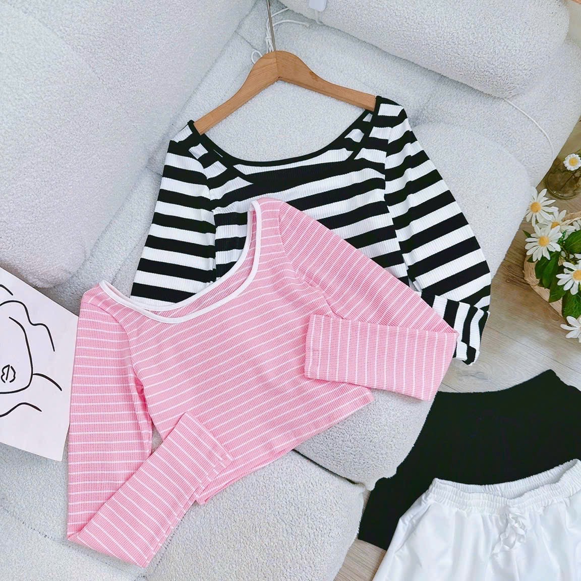 SET ĐI BIỂN ÁO THUN ÔM BODY TAY DÀI SỌC + QUẦN GIẢ VÁY NGẮN SHORTS LƯNG CAO ỐNG RỘNG ĐỒ BƠI 2 MẢNH DẠO PHỐ ĐI CHƠI