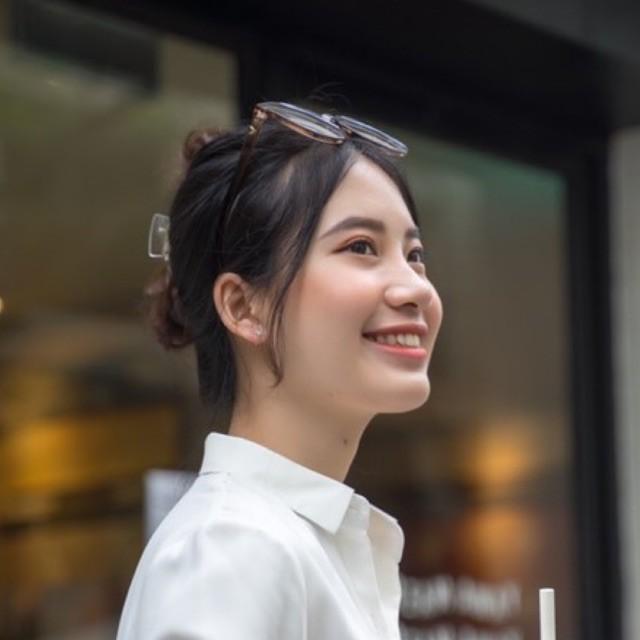 Khuyên hoa năm đá S925 LANN