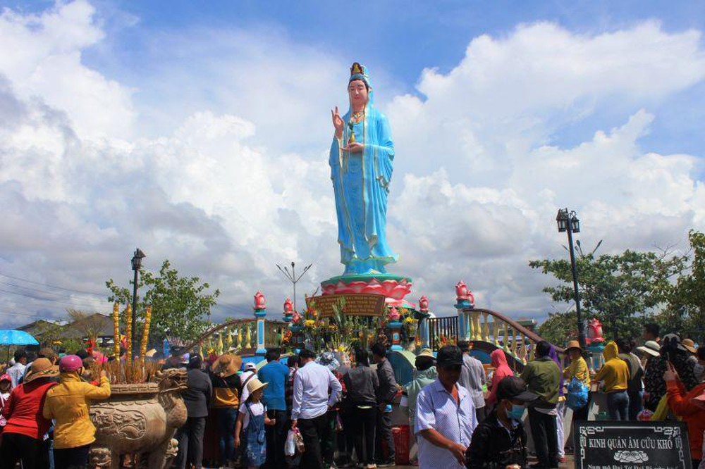 TOUR HÀNH HƯƠNG NHÀ THỜ BÃI SẬY- VIẾNG CHA DIỆP - QUAN ÂM NAM HẢI - NHÀ CÔNG TỬ BẠC LIÊU- CÔNG VIÊN ĐỜN KÌM - XE GIƯỜNG NẰM - 1 NGÀY 1 ĐÊM KHỞI HÀNH TỐI THỨ 7- HAPPY TOUR