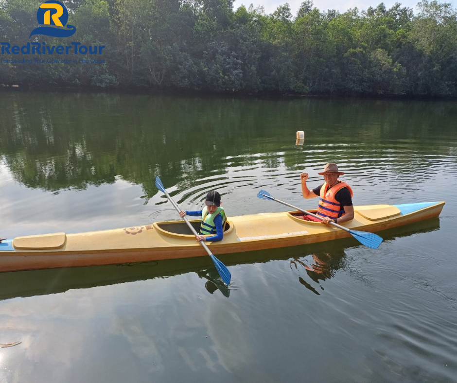 Khám Phá Nét Hoang Sơ Phía Bắc Đảo và Chèo Thuyền Kayak Trên Sông Cửa Cạn Phú Quốc Hằng Ngày