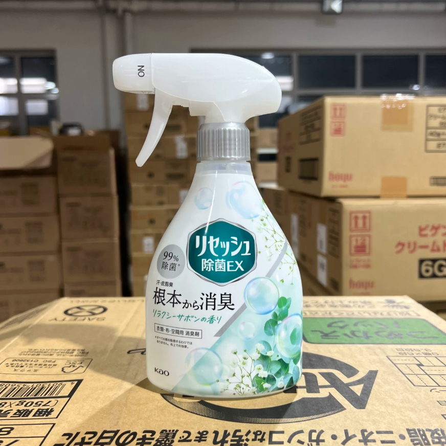 Xịt thơm và khử trùng quần áo hương nước hoa Kao EX Nhật Bản 370ml