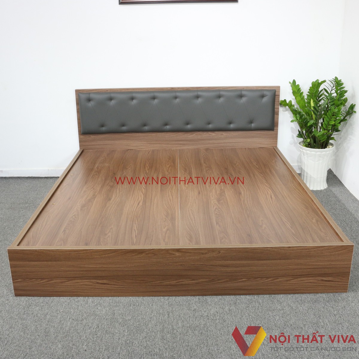 Giường Ngủ Gỗ MDF Melamine Màu Óc Chó Có Đầu Nệm Xanh Đen Đẹp