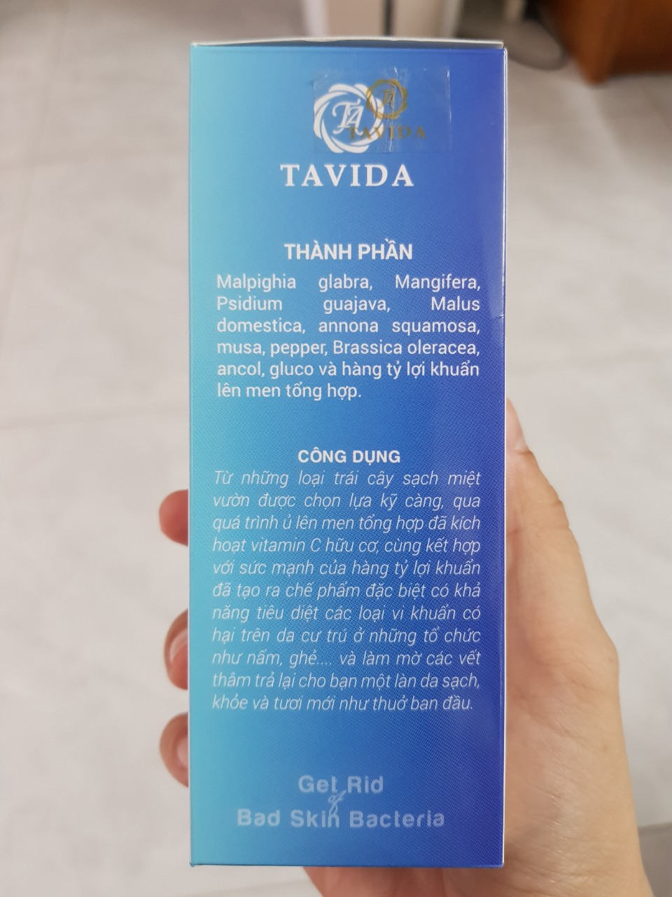 Chuyên hỗ trợ trị mụn lưng,viêm nang lông - Chai xit men vi sinh, serum trái cây Tavida