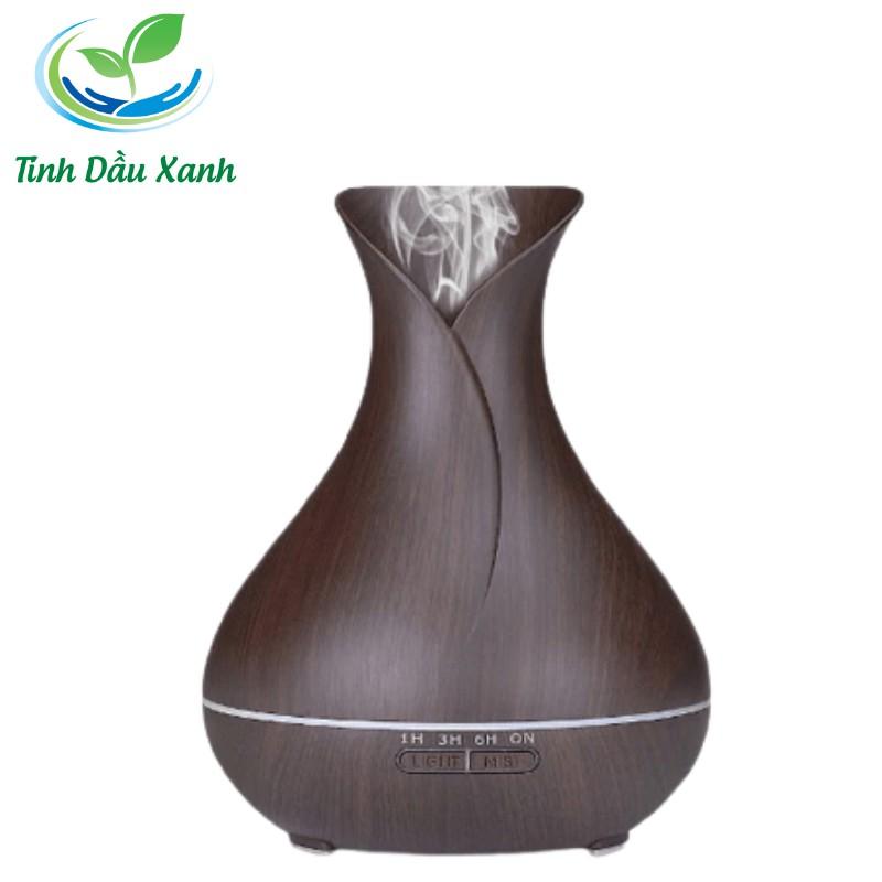 Máy khuếch tán tinh dầu Tinh Dầu Xanh Tulip giúp khử mùi, làm thơm phòng, đuổi muỗi và côn trùng hiệu quả