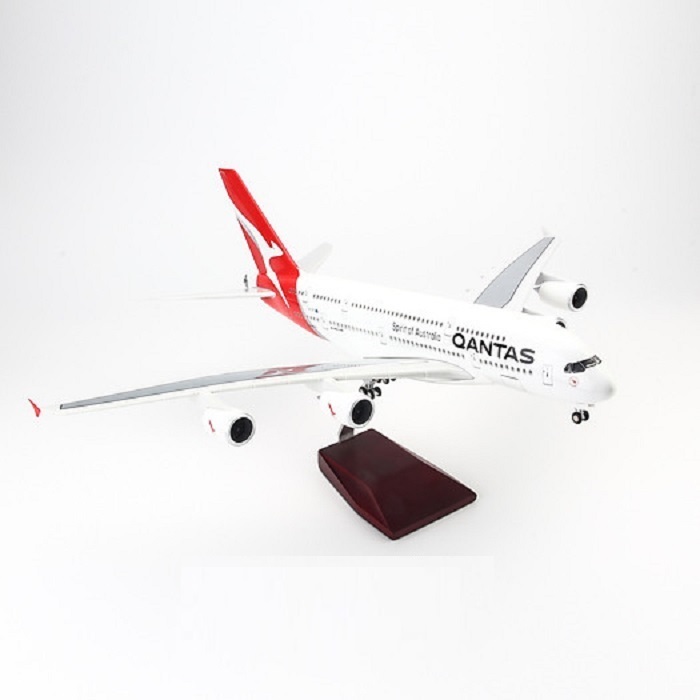 Mô hình máy bay Qantas Airbus A380 47cm có bánh xe và đèn led