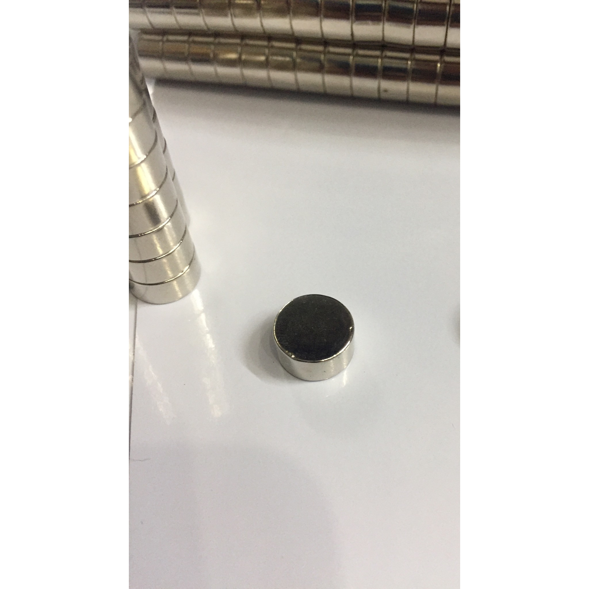 Nam châm viên đất hiếm 10x5mm