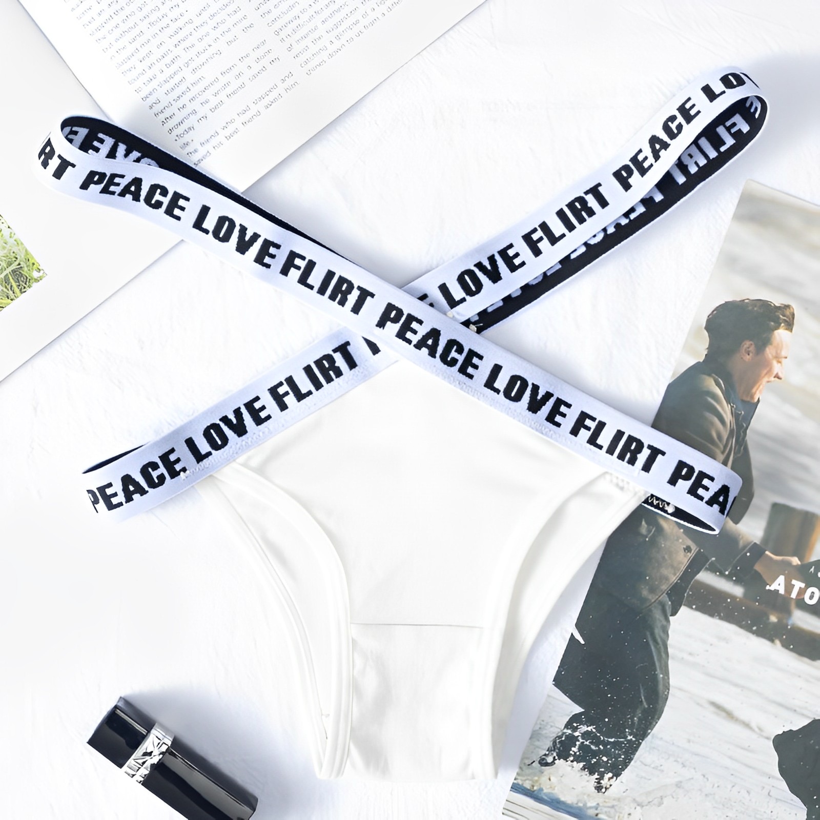 Quần lót cạp chéo chữ X - Quần lót gợi cảm cạp chéo phối viền chữ X PEACE LOVE FLIRT