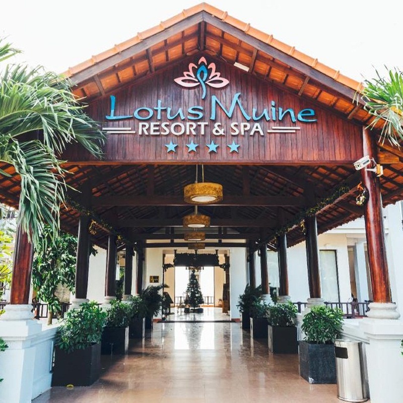 Lotus Mũi Né Resort & Spa 4* - Buffet Sáng, Hồ Bơi Lớn, Bãi Biển Riêng, Gần Phan Thiết & Các Điểm Tham Quan